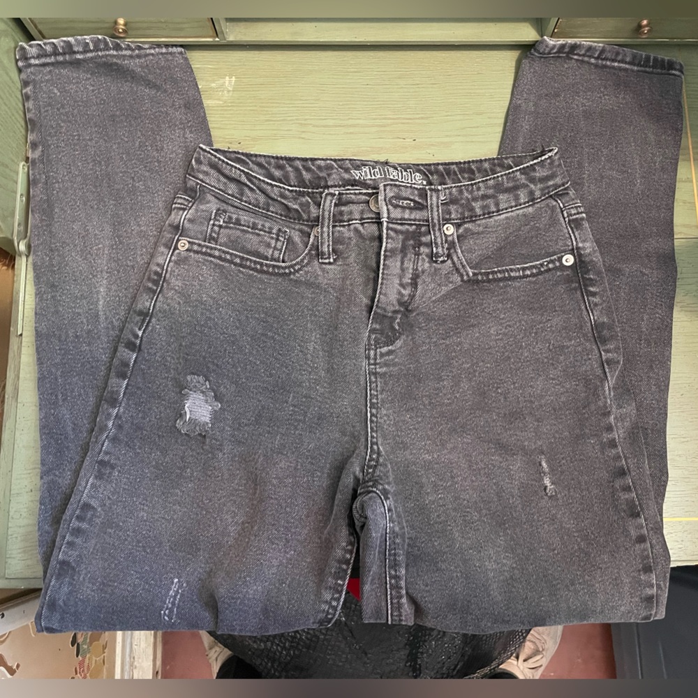 Grey jeans